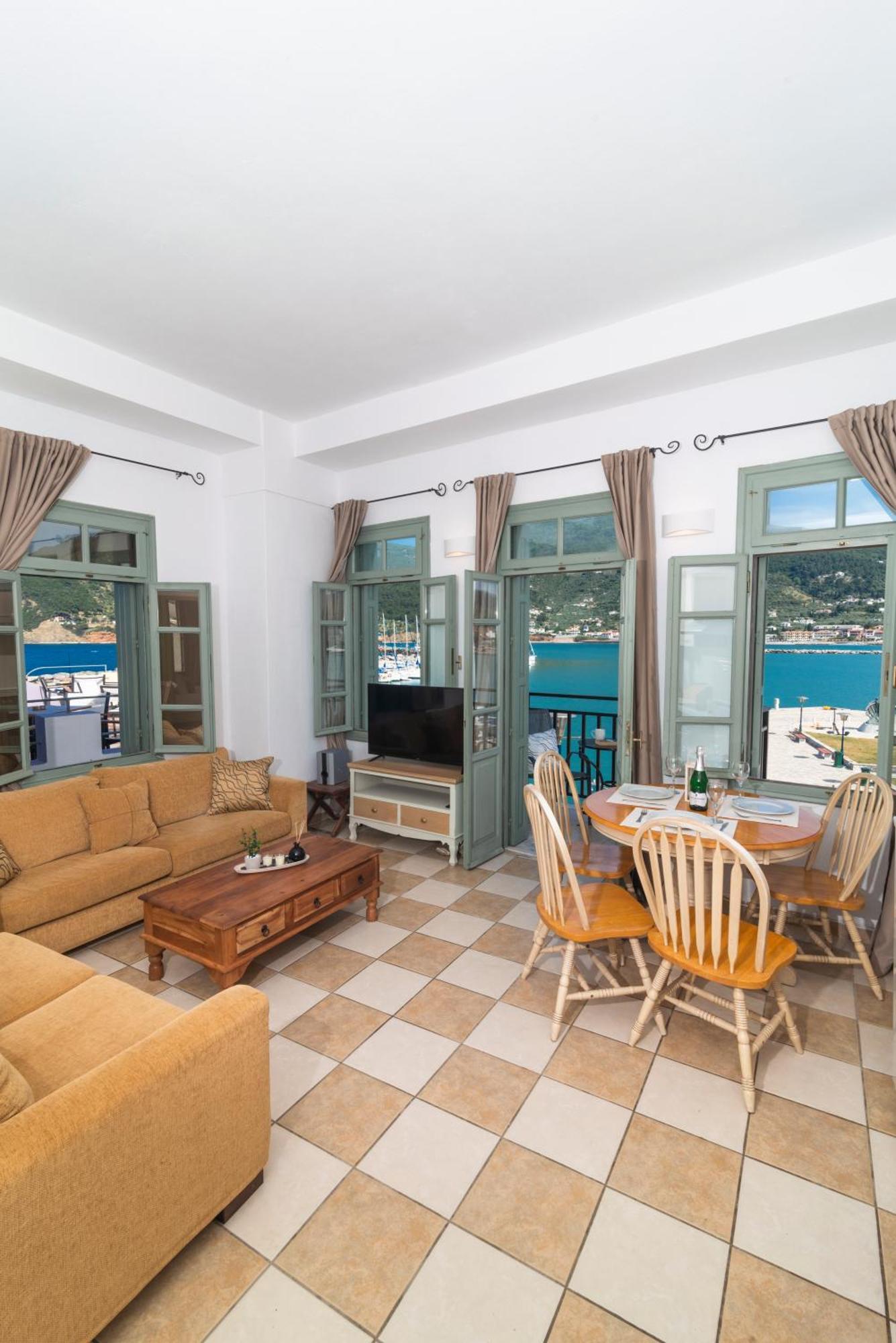 Faros Coastal Apartments Skopelos Exterior foto