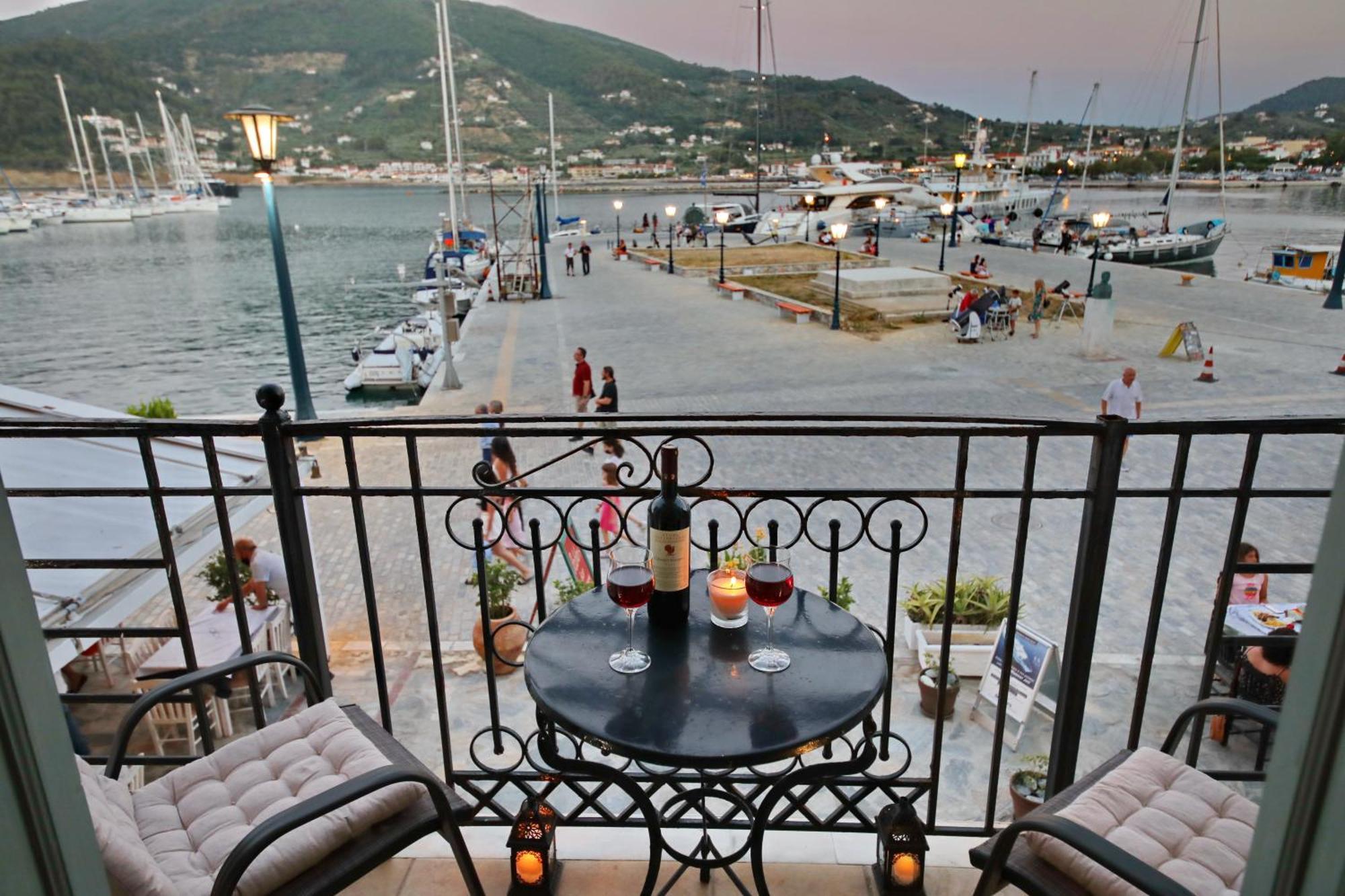 Faros Coastal Apartments Skopelos Exterior foto